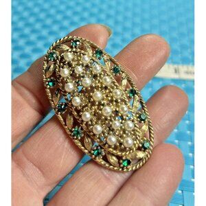 2.5” Oval Golden glass Green Emerald Cabochon Pearls Gold tone Brooch Pendant